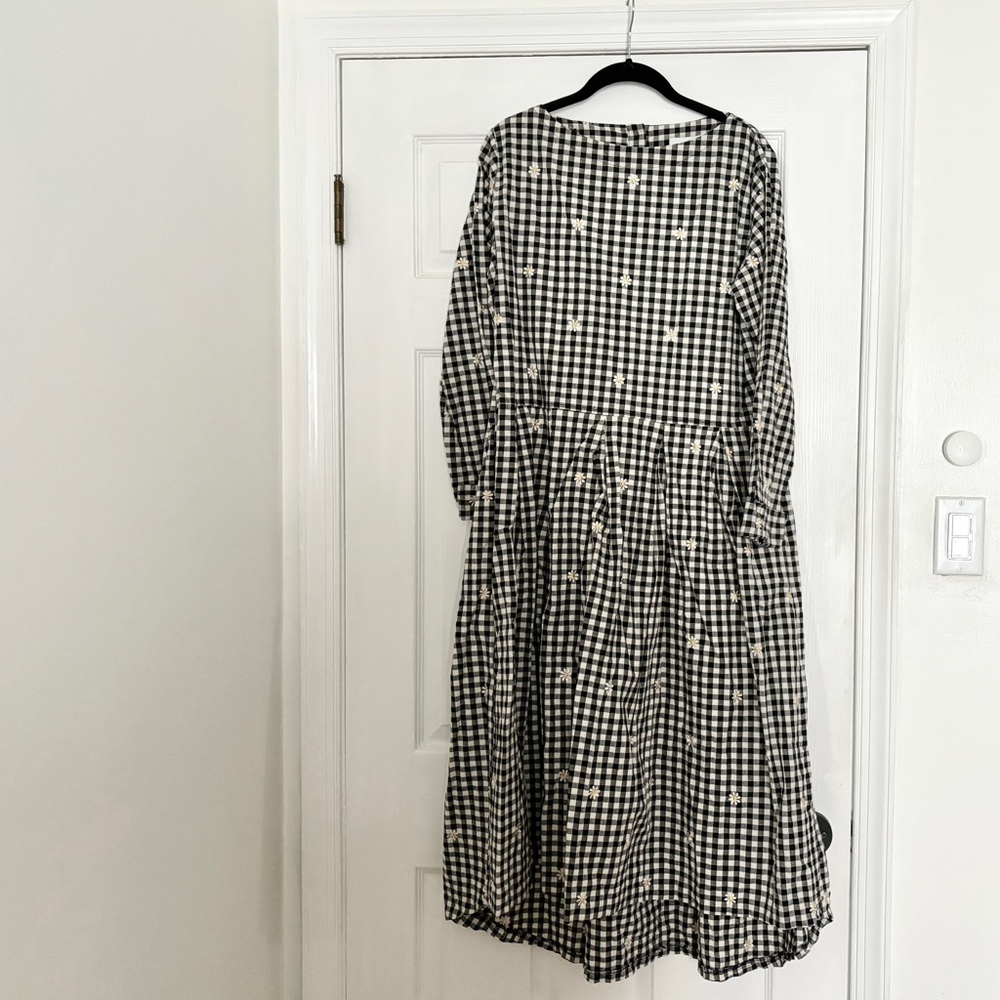 Olive Clothing Daisy Embroidered Gingham Dress Black (One Size)